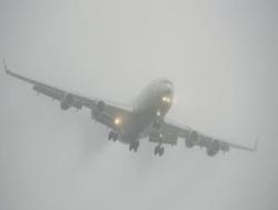 Пять самолетов утром не смогли сесть в Омске из-за погодных условий