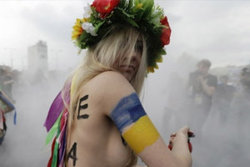 Femen_jpg_300x200_crop_q70