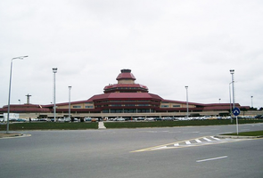 Heydar Aliyev, Baku (Бакинский международный аэропорт имени Гейдара Алиева, Баку)