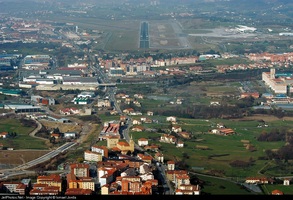 Aeropuerto de Bilbao (Билбао)