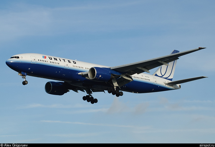 Boeing 777-222ER, Авиалайнеры, United Airlines, N787UA, (cn 26939/43)