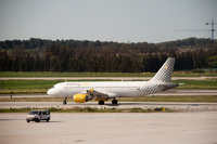 Фото: Airbus A320-210, Авиалайнеры, Vueling Airlines, EC-KKT, (cn 3293)