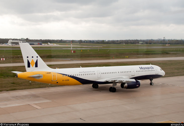 Airbus A321-200, Авиалайнеры, Monarch Airlines, G-OZBI, (cn 2234)