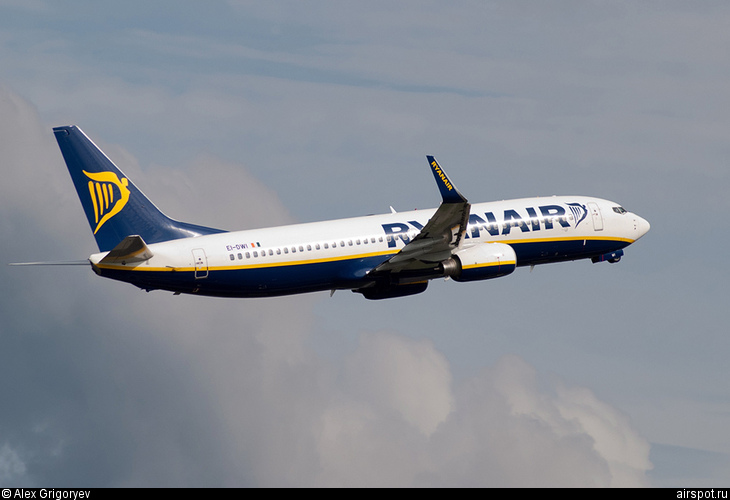 Boeing 737-800, Авиалайнеры, Ryanair, EI-DWI, (cn 33643/2410)