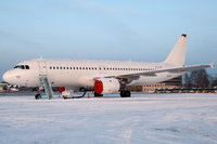 Фото: Airbus A320, Авиалайнеры, SmartLynx, YL-LCC, (cn 320)